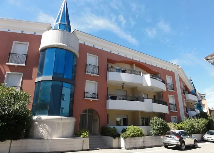 Apartament Modern With Terrace