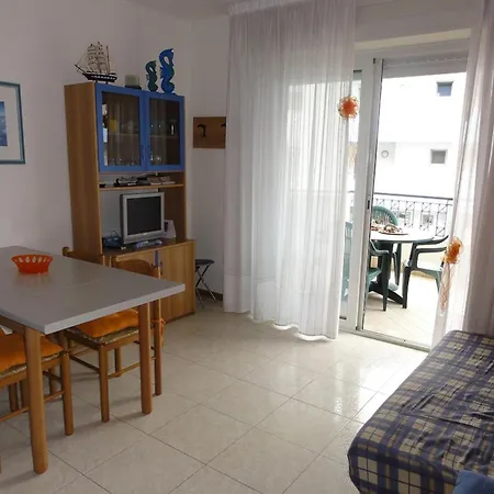 Modern With Terrace Appartement *